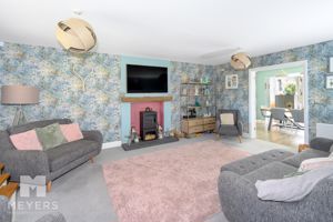 Photo 17- click for photo gallery